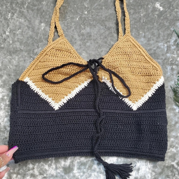 Forever 21 Cropped Knit Top - Picture 2 of 7